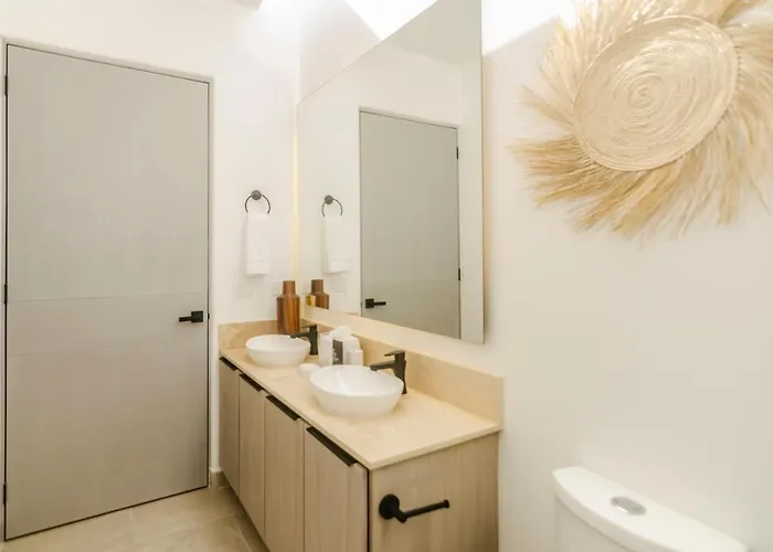 Casa Gallo, Heated Pool, Exclusive & Great Location * Cabo San Lucas
