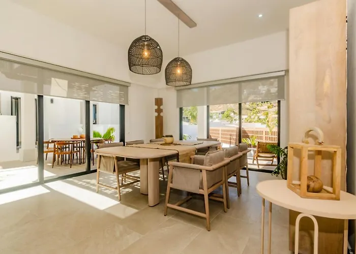Holiday home Casa Gallo, Heated Pool, Exclusive & Great Location Cabo San Lucas