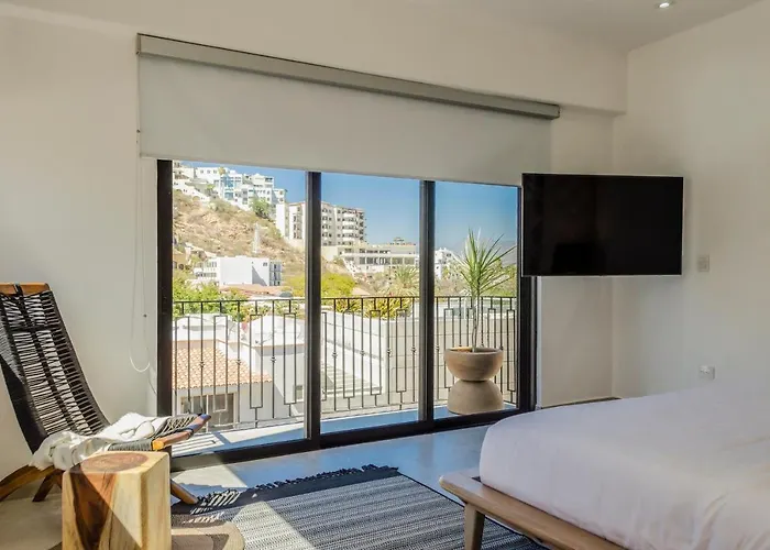 Casa Gallo, Heated Pool, Exclusive & Great Location * Cabo San Lucas