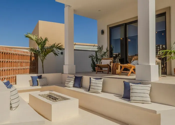 Casa Gallo, Heated Pool, Exclusive & Great Location Holiday home Cabo San Lucas