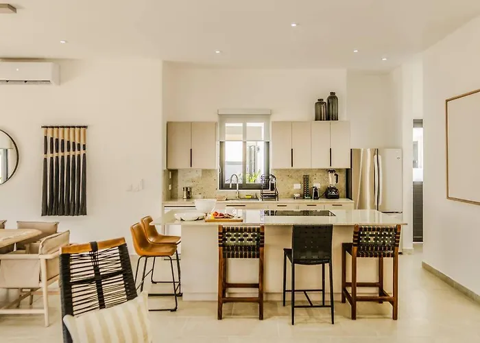 Casa Gallo, Heated Pool, Exclusive & Great Location