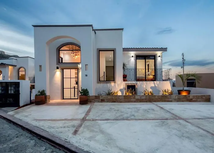 Casa Gallo, Heated Pool, Exclusive & Great Location *
