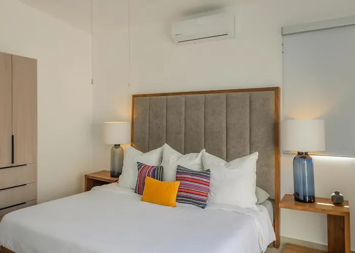 Casa Gallo, Heated Pool, Exclusive & Great Location Holiday home Cabo San Lucas