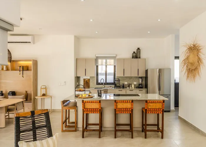 Casa Gallo, Heated Pool, Exclusive & Great Location