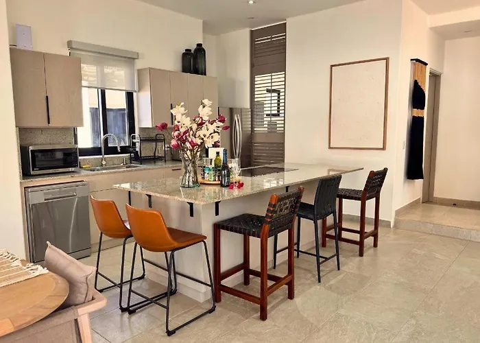 Casa Gallo, Heated Pool, Exclusive & Great Location *