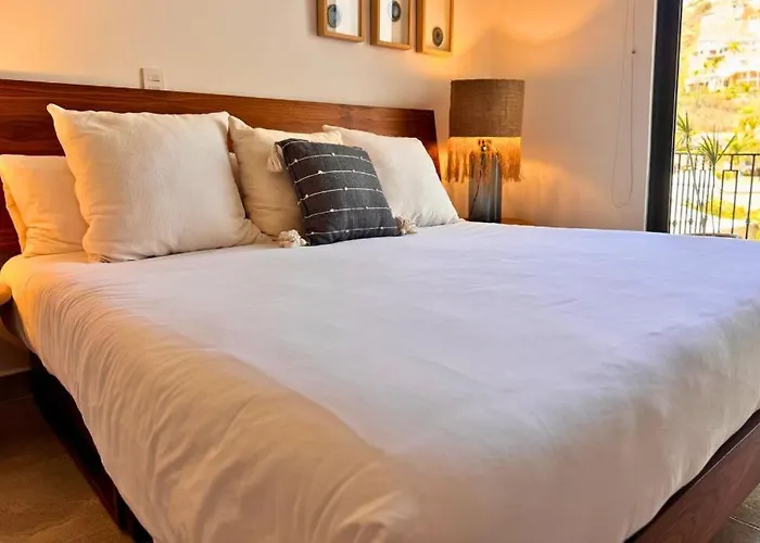 Casa Gallo, Heated Pool, Exclusive & Great Location Cabo San Lucas